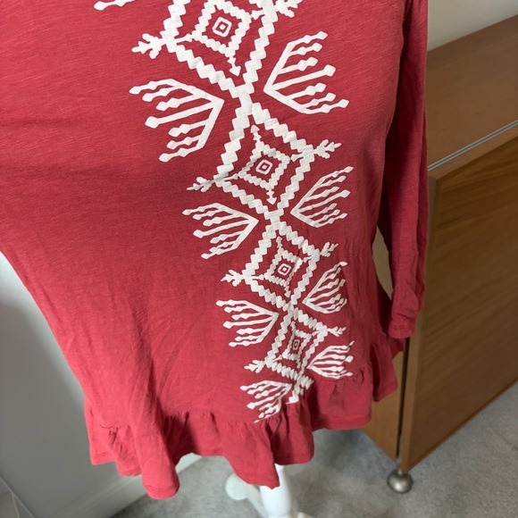 C Red Blouse with White dESIGN| Women’s Size S | Boho Long Sleeve Top - Picture 3 of 6